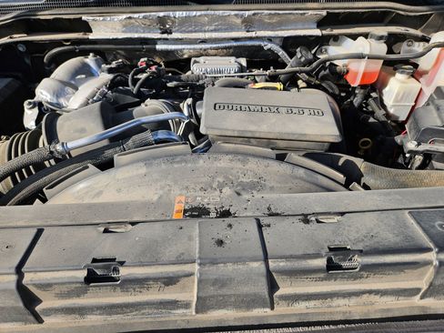 Used 2020 Chevrolet Silverado 2500 LTZ w/ Technology Package image 35