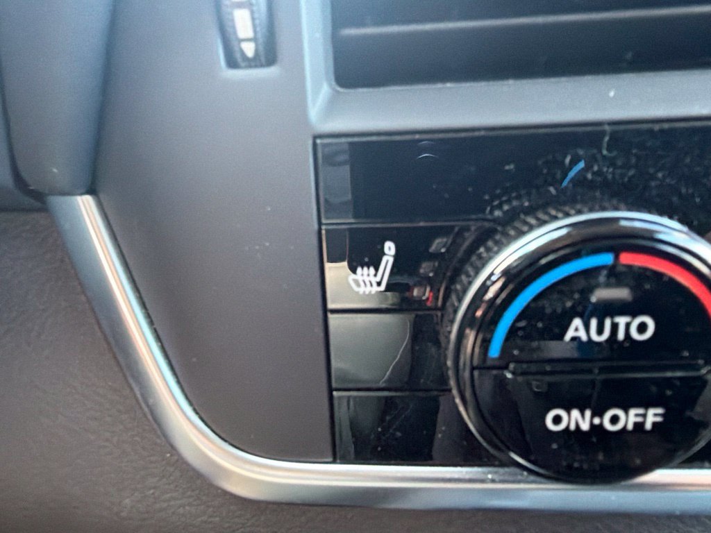 Used 2021 Nissan Rogue S FWD image 30