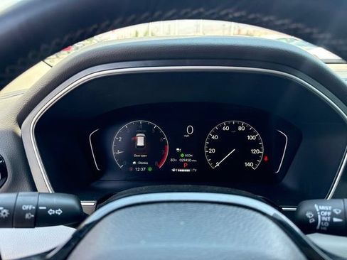 Used 2025 Honda Pilot Touring image 14