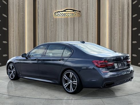 Used 2019 BMW 750i 750i w/ M Sport Package image 5