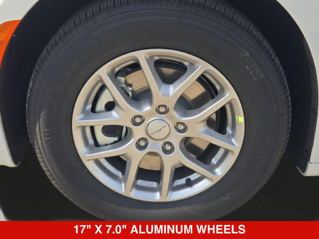 New 2027 Chrysler Pacifica Select FWD image 13