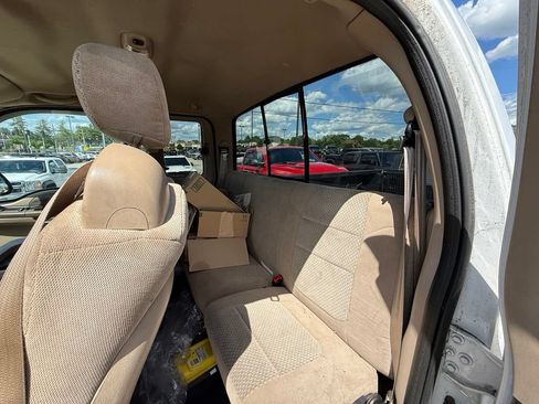 Used 2003 Ford F250 XL AWD/4WD image 24