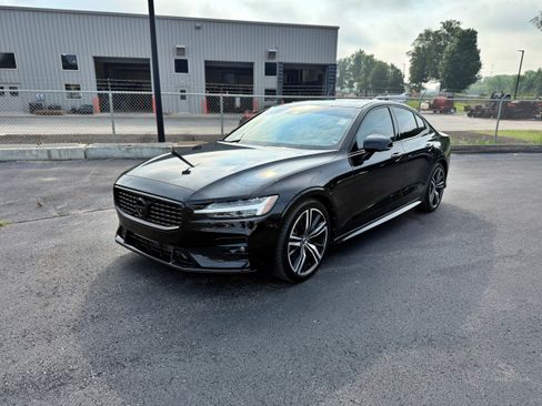 Used 2020 Volvo S60 T6 R-Design AWD/4WD image 5