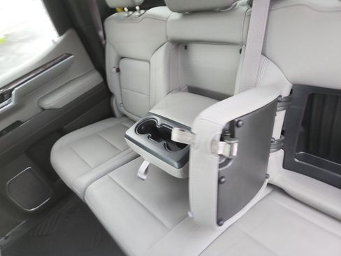 Used 2022 Chevrolet Silverado 1500 LTZ image 26