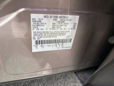 Used 2019 Lincoln Nautilus FWD image 14