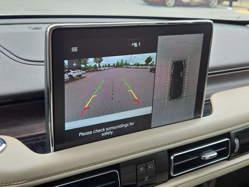 Used 2023 Lincoln Aviator Reserve w/ Equipment Group 201A RWD image 18