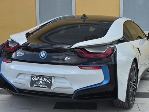 Used 2019 BMW i8 Coupe AWD/4WD image 13