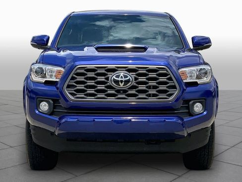 Used 2023 Toyota Tacoma TRD Sport w/ Advanced Technology Package AWD/4WD image 4