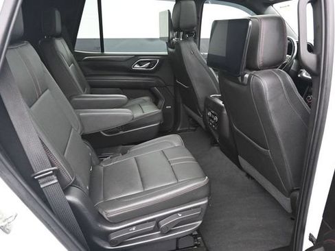 Used 2021 Chevrolet Tahoe RST w/ Luxury Package AWD/4WD image 22