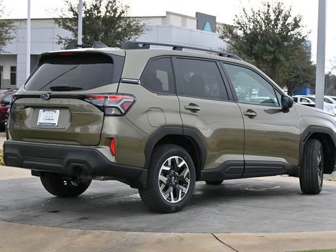 New 2026 Subaru Forester Premium image 3