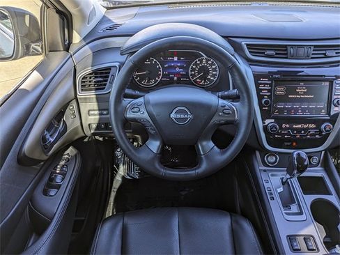 Used 2024 Nissan Murano SL image 18