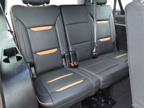 Used 2021 GMC Yukon XL AT4 w/ AT4 Premium Plus Package AWD/4WD image 40