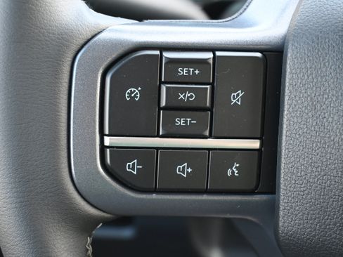 New 2026 Ford F250 Lariat w/ Black Appearance Package AWD/4WD image 18
