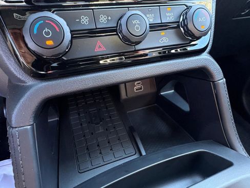 New 2026 Ford Ranger Raptor AWD/4WD image 25