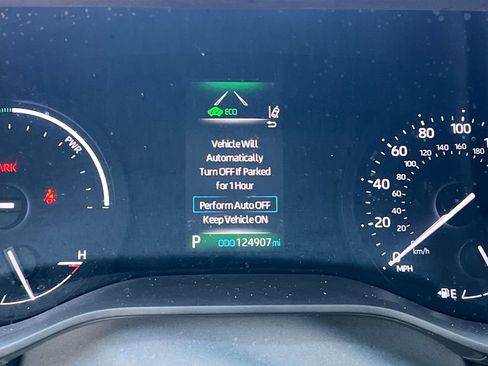 Used 2022 Toyota Sienna LE AWD/4WD image 16