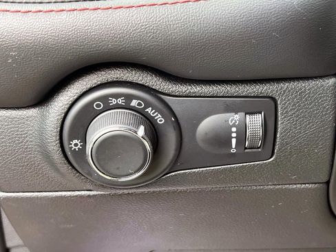 Used 2023 Dodge Durango GT w/ Blacktop Package image 19