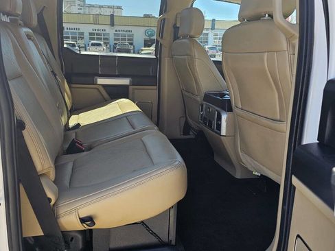 Used 2020 Ford F250 Lariat w/ Lariat Ultimate Package image 19