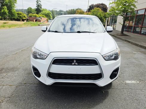 Used 2013 Mitsubishi Outlander Sport ES FWD image 8
