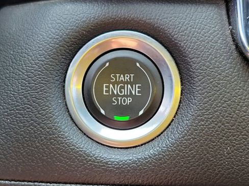 Used 2023 Chevrolet Colorado LT w/ LT Convenience Package RWD image 27