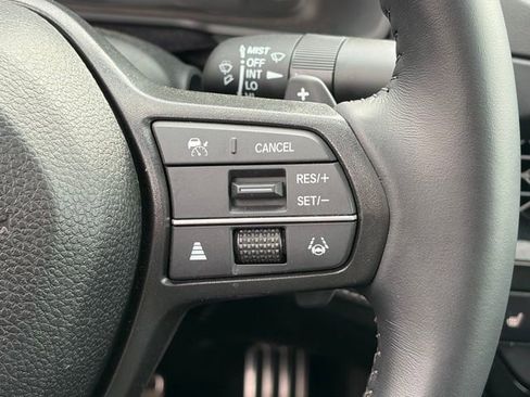 Used 2025 Honda Accord Sport image 14