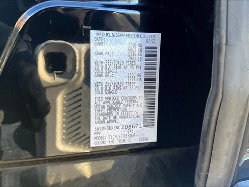 Used 2022 Nissan Pathfinder Platinum w/ Cargo Package image 11