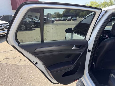 Used 2019 Volkswagen GTI SE w/ SE Experience Package FWD image 18