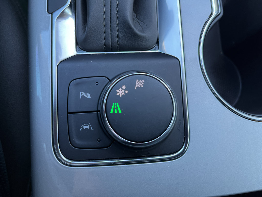 Used 2023 Chevrolet Blazer LT FWD image 26