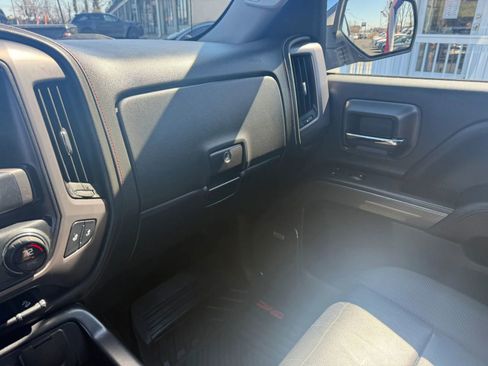 Used 2016 GMC Sierra 1500 SLT w/ All-Terrain Package AWD/4WD image 31