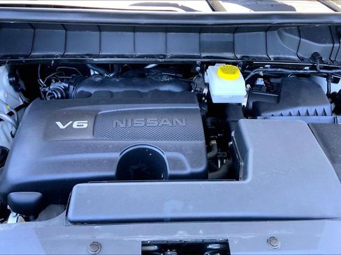 Used 2023 Nissan Pathfinder SL AWD/4WD image 21