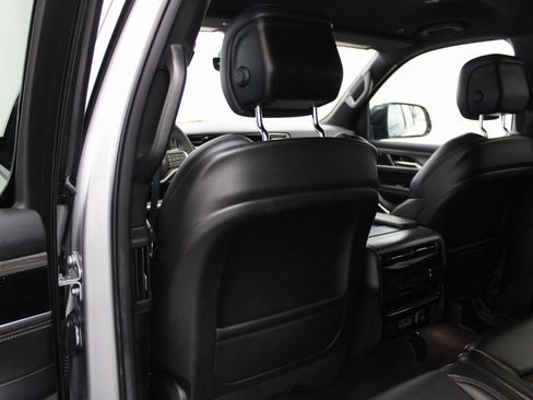 Used 2023 Jeep Wagoneer L Series II image 20