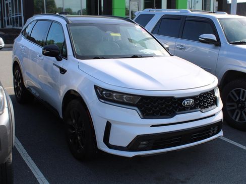 Used 2021 Kia Sorento SX FWD image 2