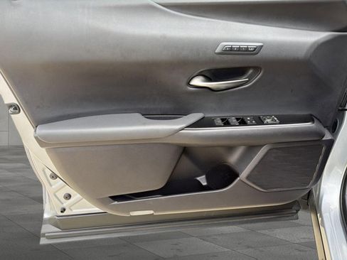 Certified 2024 Lexus UX 250h F Sport FWD image 9