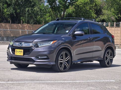 Used 2019 Honda HR-V Touring image 7