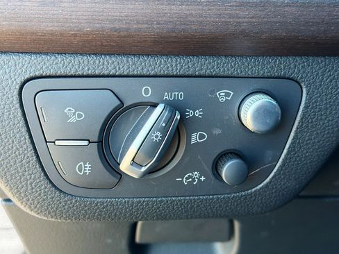 Used 2022 Audi Q5 e Prestige image 36