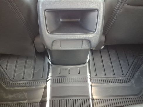 Certified 2026 Honda HR-V EX-L image 20