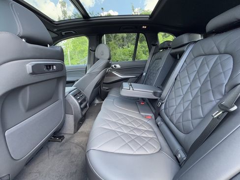 Used 2026 BMW X5 xDrive50e w/ Premium Package image 19