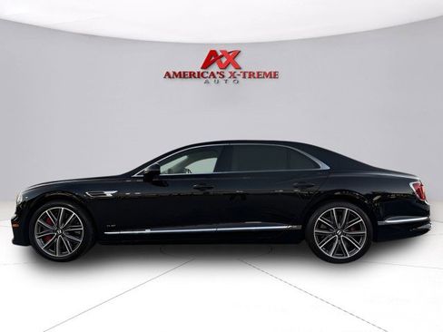 Used 2022 Bentley Flying Spur W12 image 2