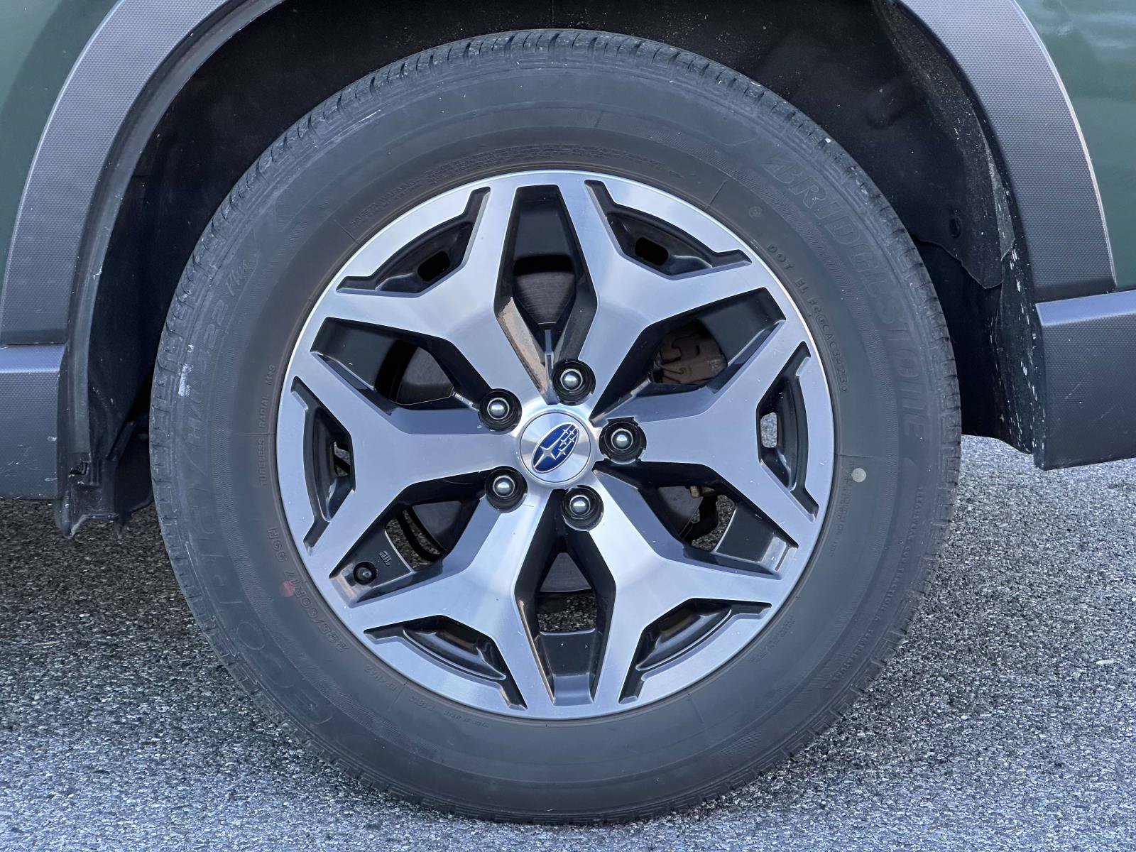 Used 2023 Subaru Forester Premium AWD/4WD image 9