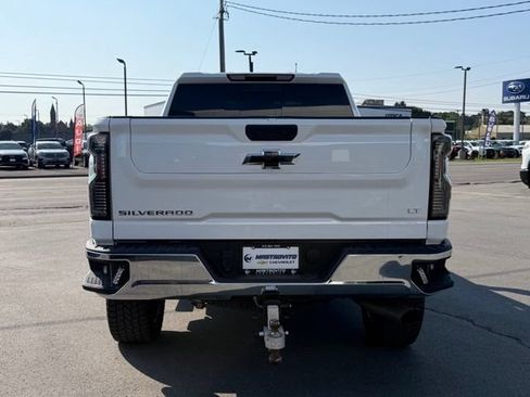 Used 2025 Chevrolet Silverado 2500 LT AWD/4WD image 7