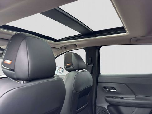 New 2026 Nissan Kicks SR w/ SR Premium Package image 7