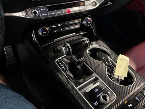 Used 2018 Kia Stinger GT1 RWD image 29