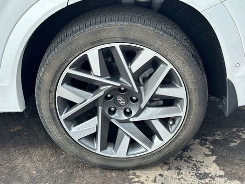 Used 2022 Hyundai Santa Fe Calligraphy image 19