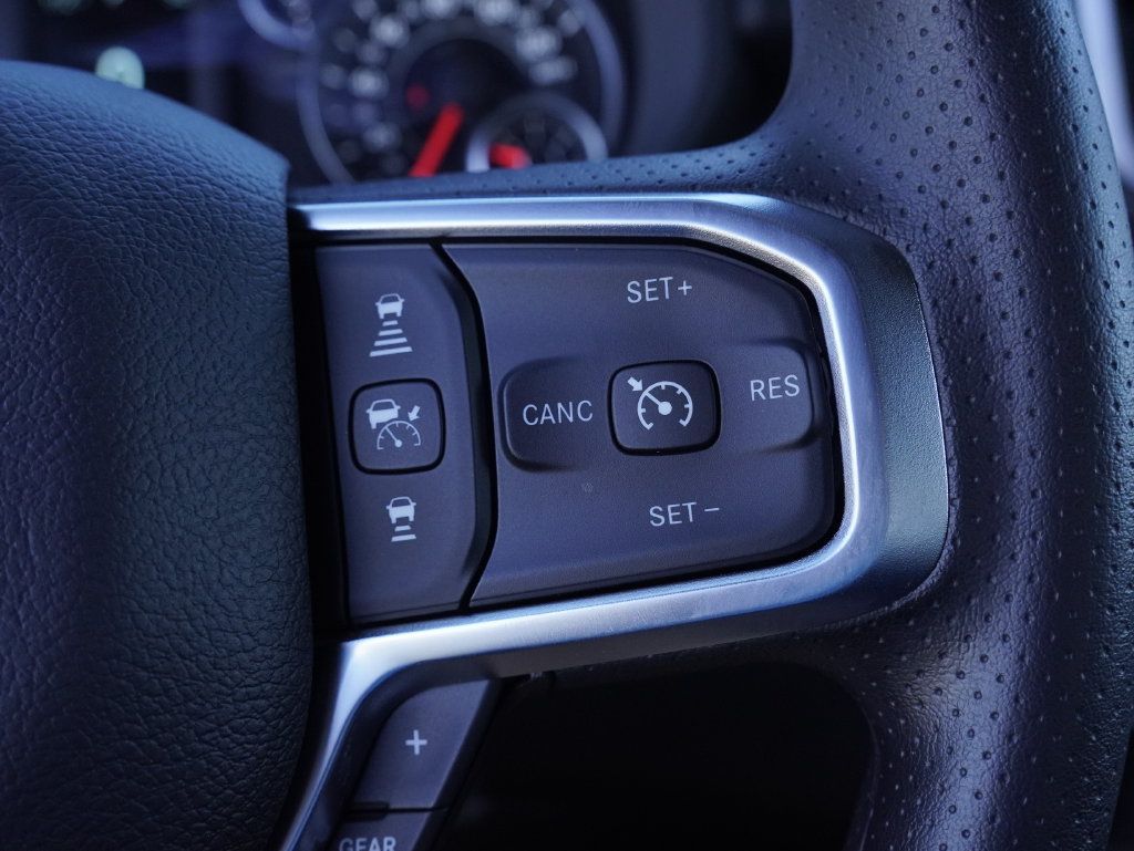 New 2026 RAM 1500 Big Horn w/ Sport Appearance Package AWD/4WD image 18