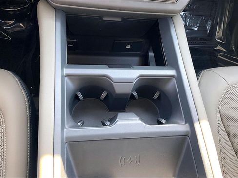 New 2026 Land Rover Defender 110 S AWD/4WD image 24