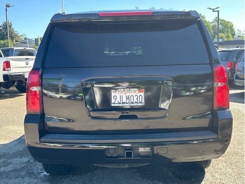 Used 2017 Chevrolet Tahoe LT w/ Z71 Midnight Edition image 6