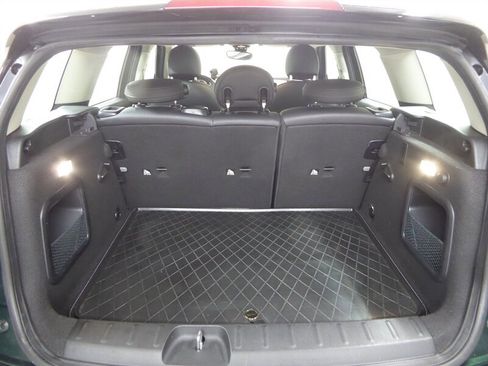 Used 2019 MINI Cooper Clubman ALL4 w/ Premium Package image 33