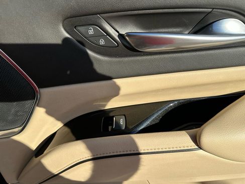 Used 2021 Cadillac Escalade Premium Luxury image 28