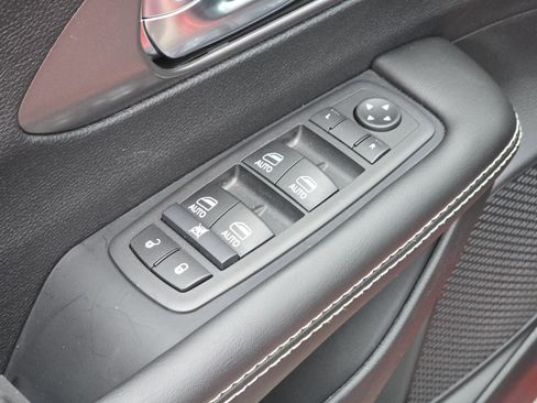 New 2026 Chrysler Pacifica Select image 31