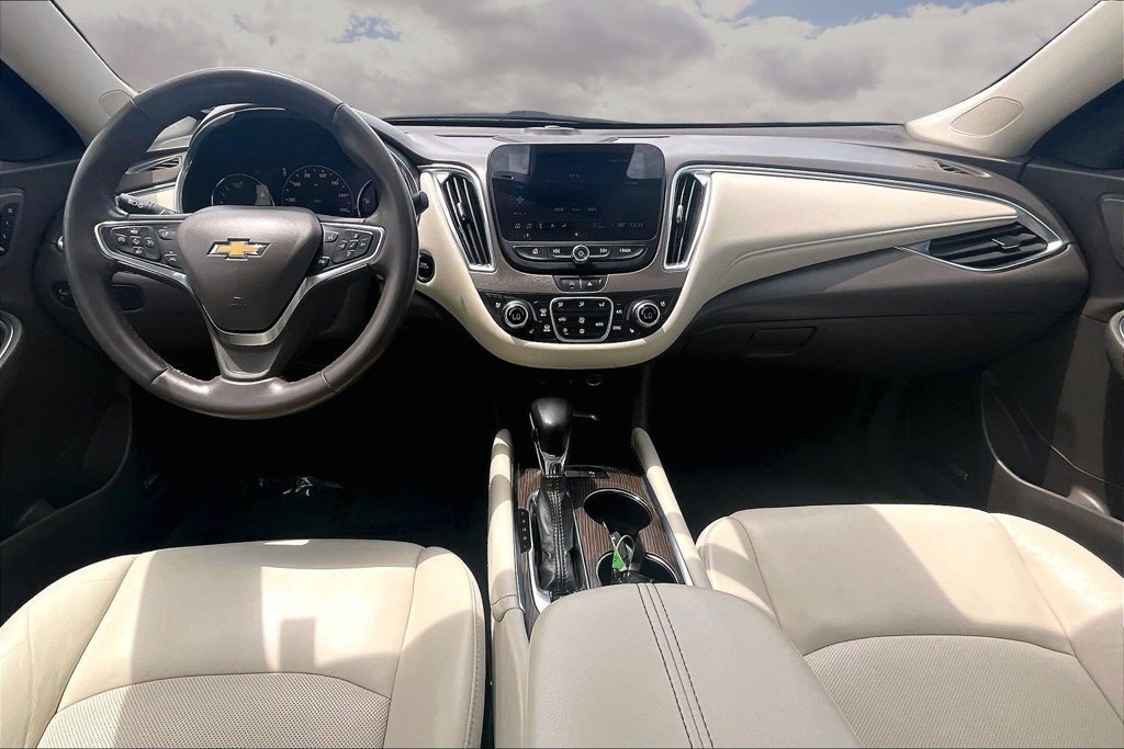Used 2024 Chevrolet Malibu LT FWD image 7