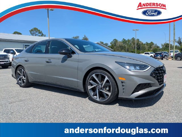 Used 2022 Hyundai Sonata SEL Plus w/ Cargo Package FWD image 1